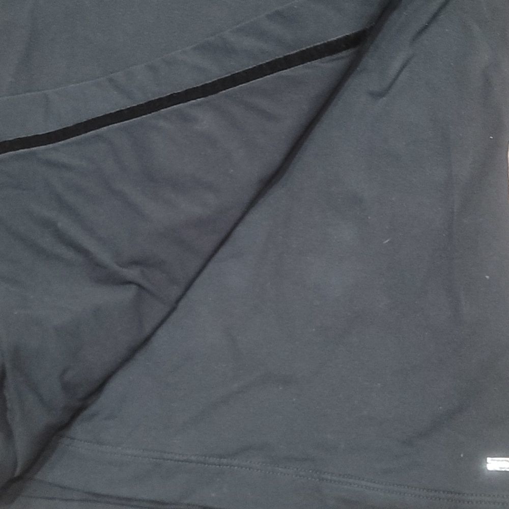 -‎ Lululemon flap jacket size 6. - Picture 5 of 12